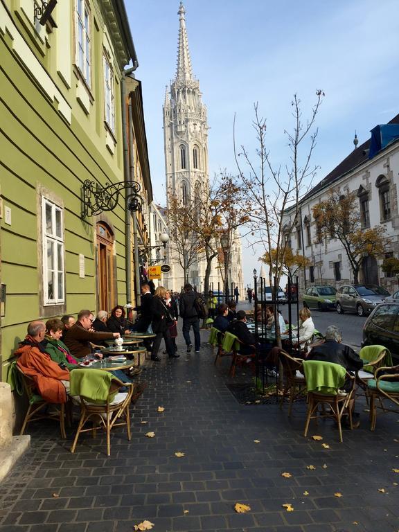 White Dream Home Budapest Rum bild