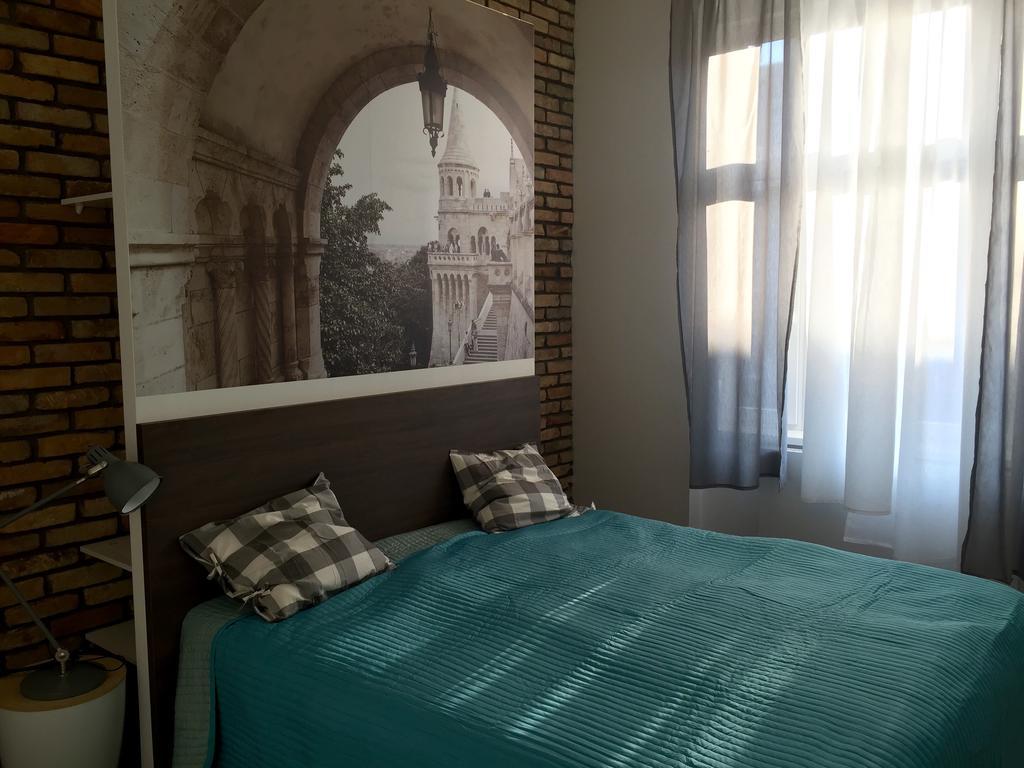White Dream Home Budapest Rum bild